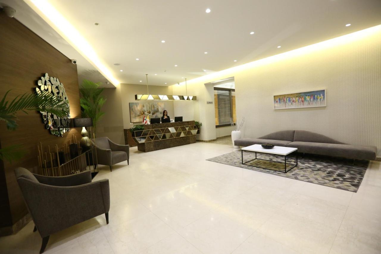 The Ray Hotel And Studios Beirut Exteriör bild