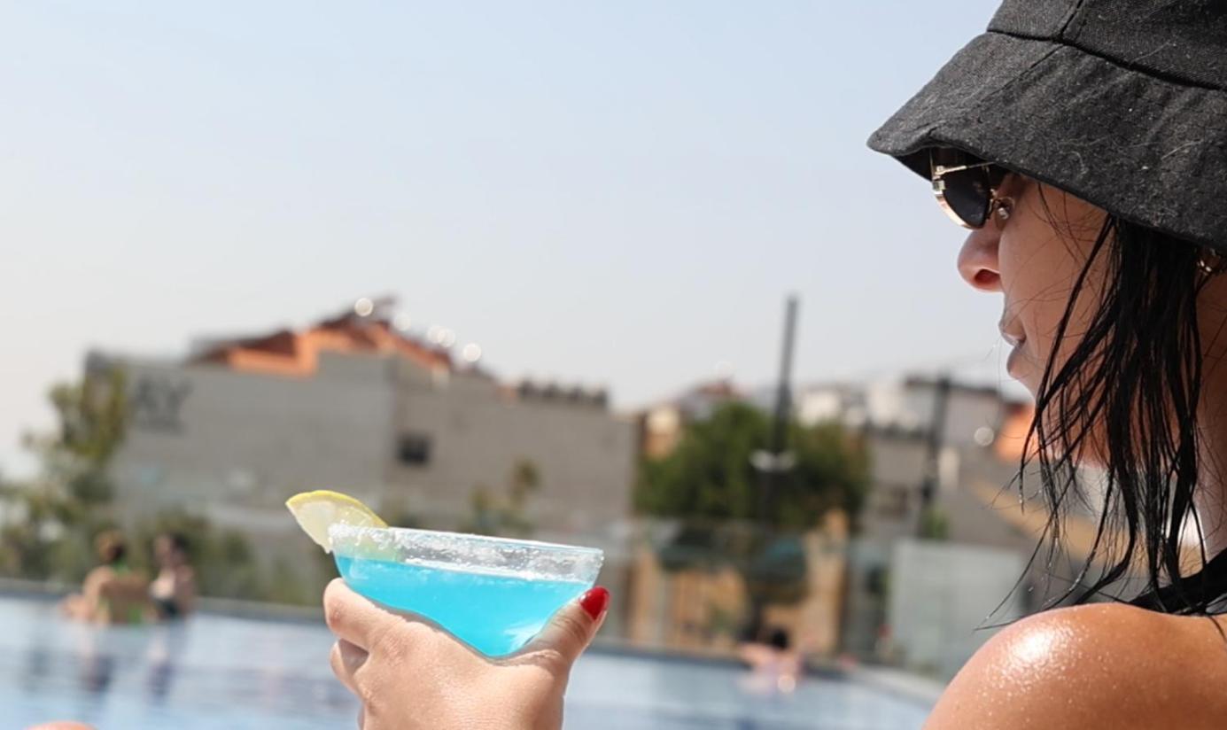 The Ray Hotel And Studios Beirut Exteriör bild