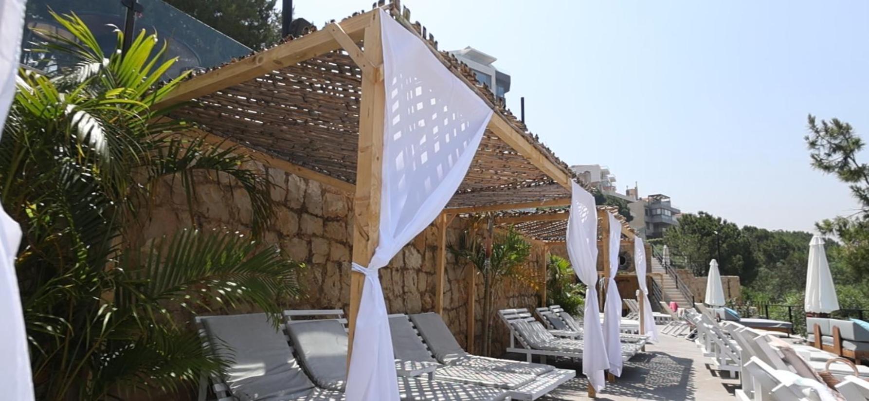 The Ray Hotel And Studios Beirut Exteriör bild