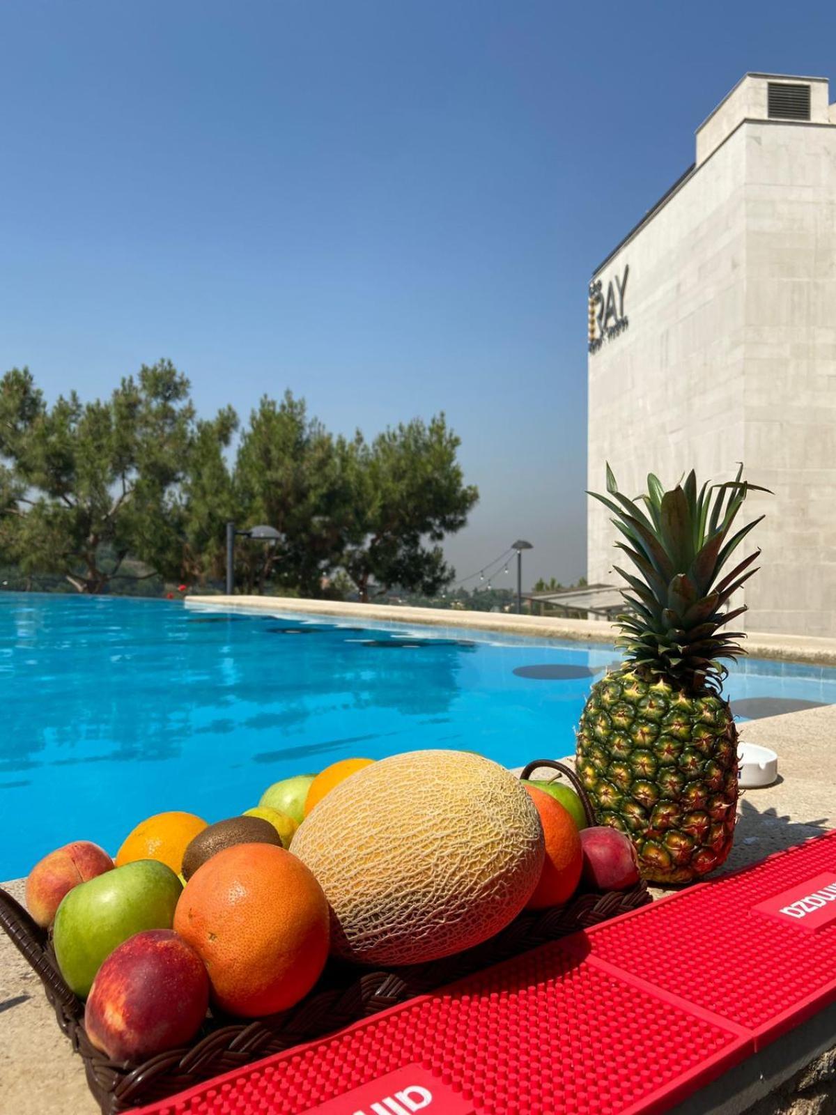 The Ray Hotel And Studios Beirut Exteriör bild